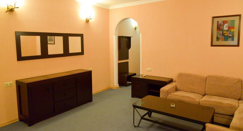 Hotel Old Town Kutaisi Room photo