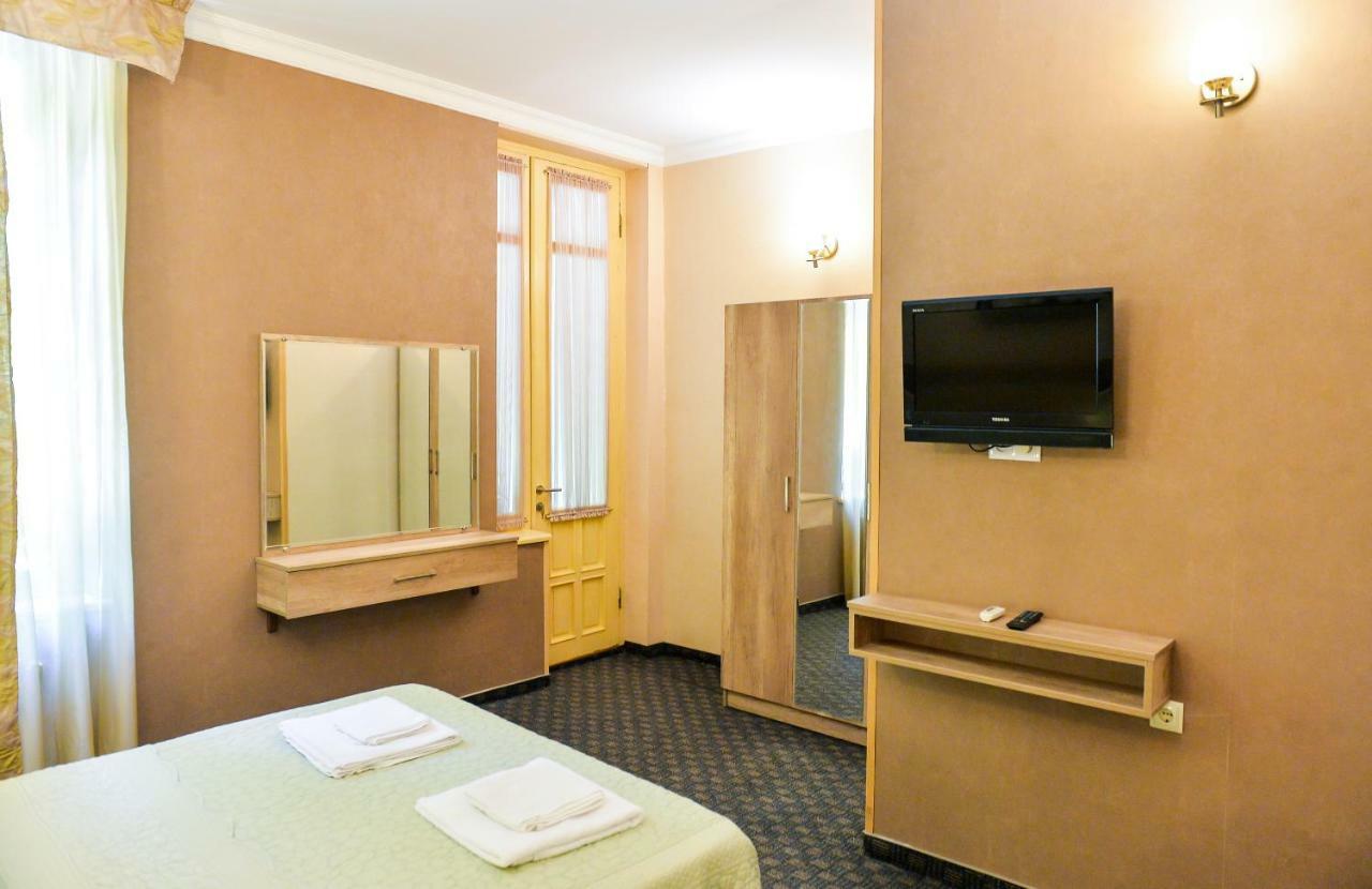 Hotel Old Town Kutaisi Exterior photo