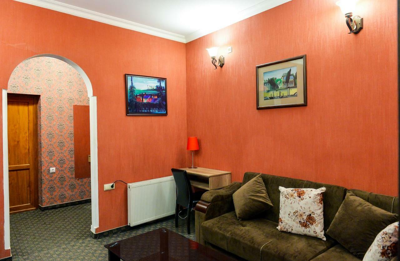 Hotel Old Town Kutaisi Exterior photo